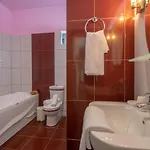 Villa Zante Lagos Homes Treehouse And