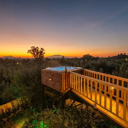 Zante Lagos Homes Treehouse And