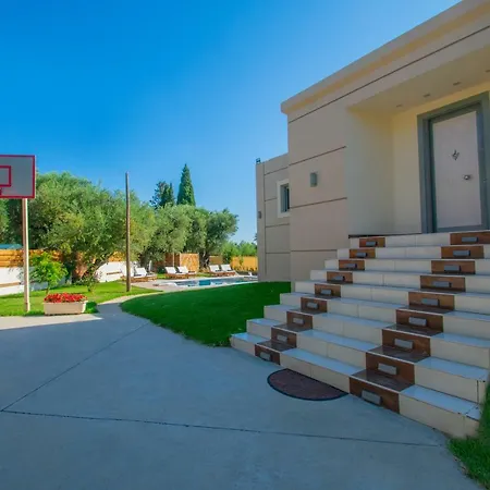 Villa Zante Lagos Homes Treehouse And Vougiaton