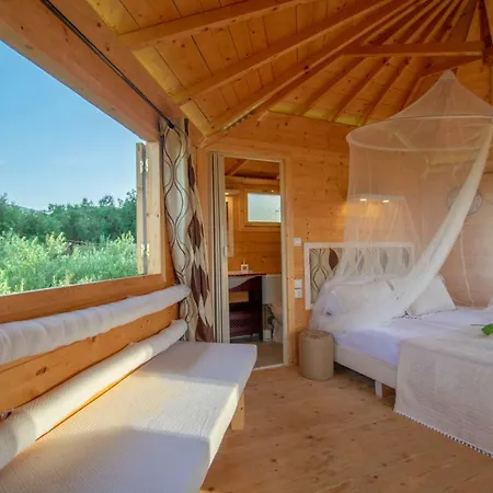 Zante Lagos Homes Treehouse&villa Vougiaton