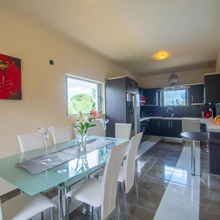 Villa Zante Lagos Homes Treehouse And Vougiaton