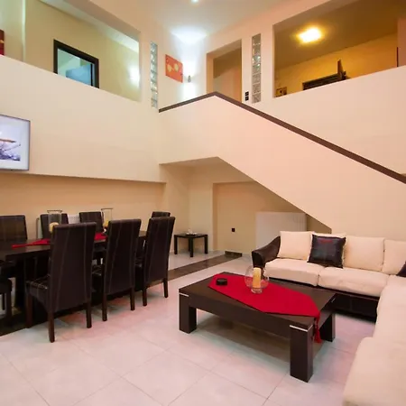 Zante Lagos Homes Treehouse And Villa