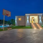 Vilă Zante Lagos Homes Treehouse And *